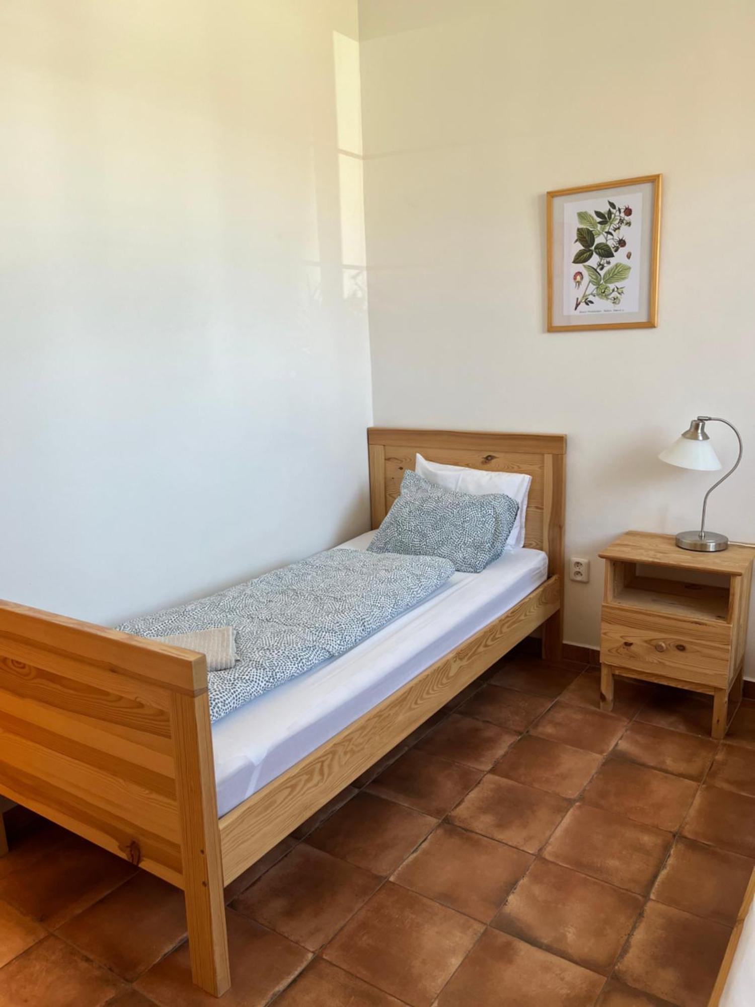 Dvur Nove Zamky Hotel Mladec Buitenkant foto