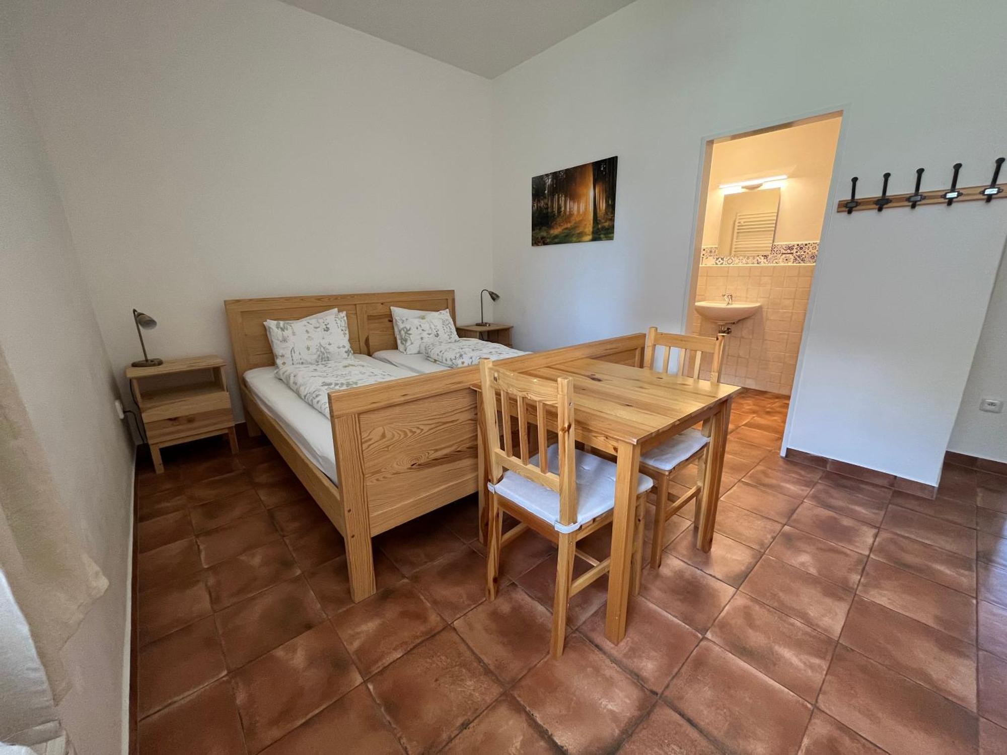 Dvur Nove Zamky Hotel Mladec Buitenkant foto